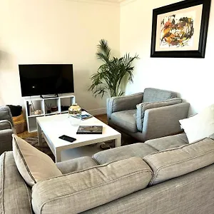 Bergson - 80m2, 2 Grandes Chambres, Entierement Renovee Et Equipee, Lumineux, Wifi, Balcon, Calme, Vue Imprenable Saint-Etienne (Loire)